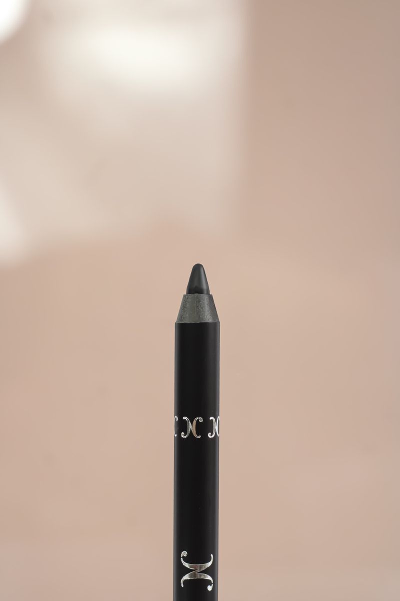 Lápis em gel para olhos Nath Capelo - cor preto